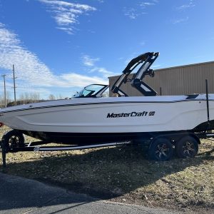 2024 Mastercraft XT25
