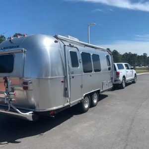 2020 Airstream GLOBETROTTER 23FB TWIN