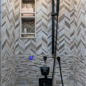 2022 Foretravel REALM PRESIDENTIAL SERIES LVB WITH SPA