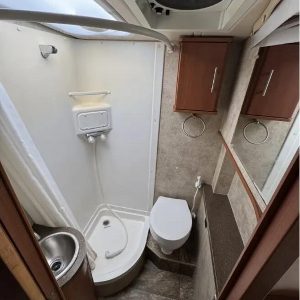 2012 Winnebago VIA 25Q