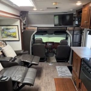 2018 Forest River SUNSEEKER 2400 MBS