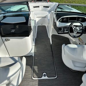 2023 Four Winns HD 3