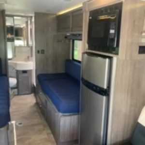2017 Winnebago Fuse 23A