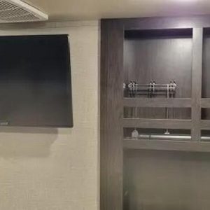 2018 Grand Design MOMENTUM M-CLASS 381M