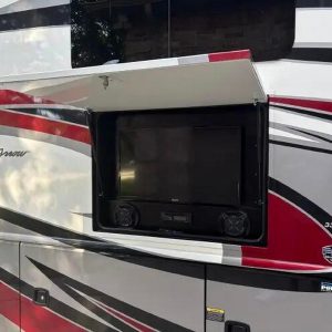 2017 Fleetwood PACE ARROW 33D