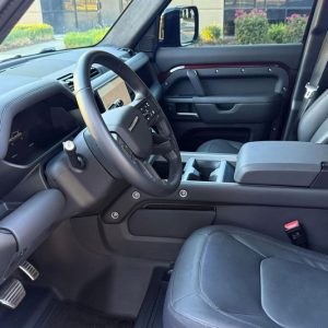 2025 Land Rover Defender 110 P400 Sedona Edition