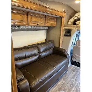 2017 Thor Motor Coach SYNERGY SD24