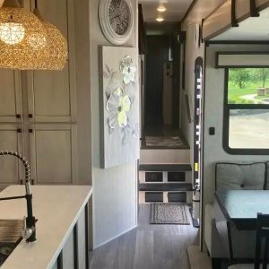 2024 Crossroads Cameo CE3961MB