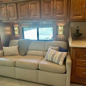 2011 Tiffin Motorhomes PHAETON 40 QTH