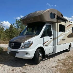 2016 Winnebago NAVION 24V