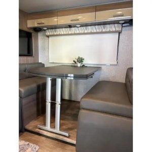 2018 Winnebago VIA 25P