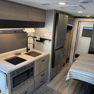 2025 Forest River SUNSEEKER 2400T