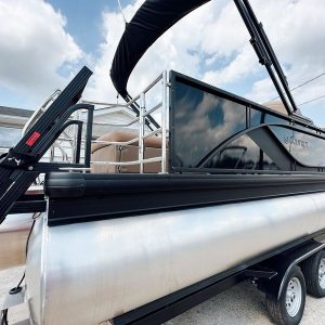 2025 Godfrey Sweetwater 22′ Flip Lounge Tritoon – 2286 SFLC