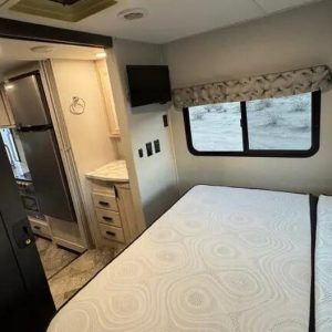 2021 Forest River SUNSEEKER 2500TS