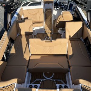 2024 Mastercraft XT25