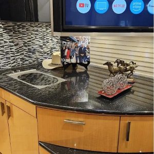 2008 Prevost XLII 45