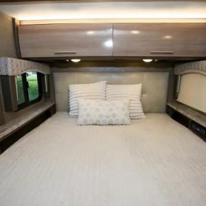 2017 Thor Motor Coach Vegas 25 3