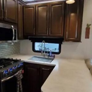 2021 Dutchmen VOLTAGE 4195