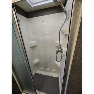 2019 Thor Motor Coach Miramar 37 1