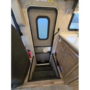 2019 Thor Motor Coach Miramar 37 1