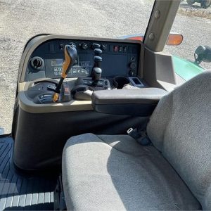 2005 JOHN DEERE 7820