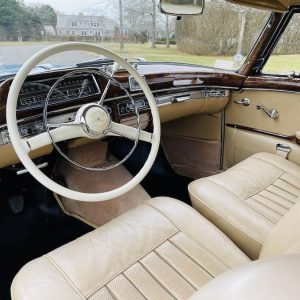 1959 Mercedes-Benz 220S Sunroof Coupe