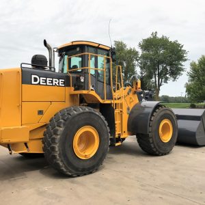 2005 JOHN DEERE 824J