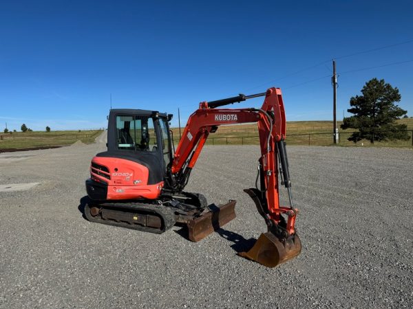 2019 KUBOTA Excavators KX040-4